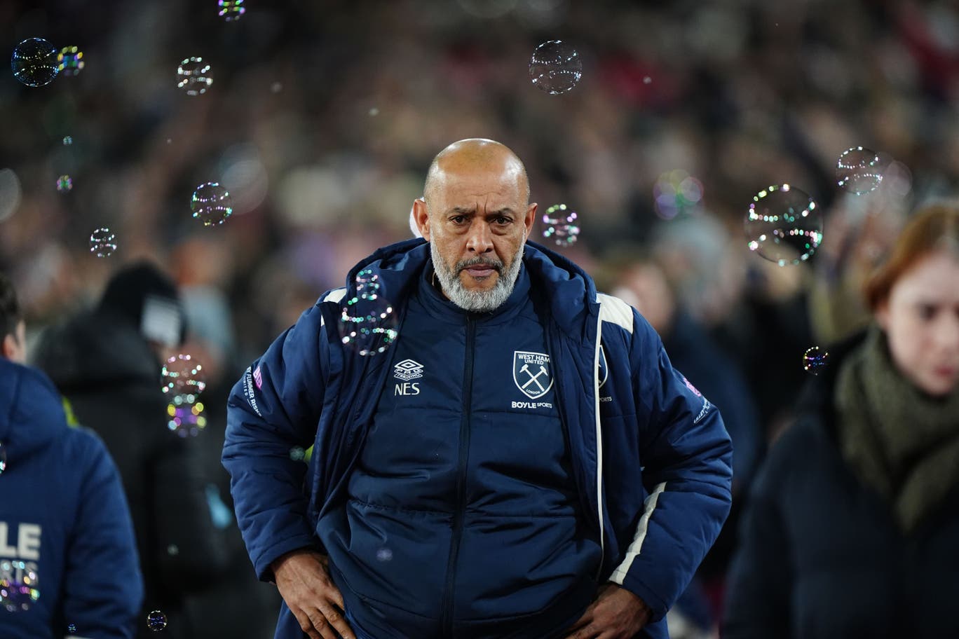 FANS HAVE LOST IT COMPLETELY AFTER WEST HAM INSIDER REVEALS WHY NUNO ESPIRITO SANTO WON’T BE SACKED DESPITE 10-GAME WINLESS STREAK